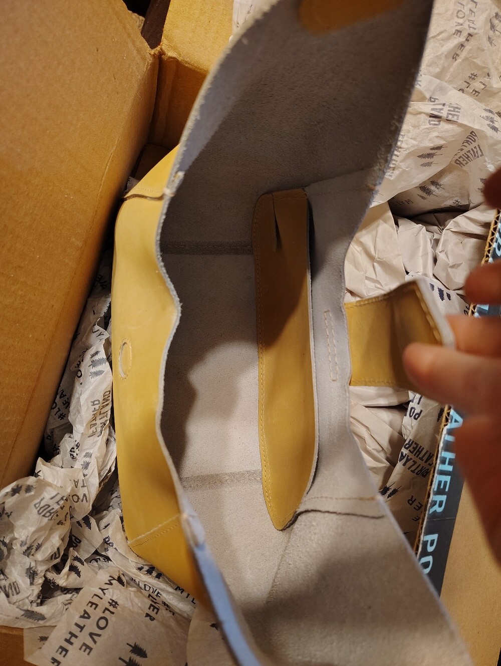 Yellow ( Banana Stand) Portland Leather Flora Shoulder Bag. - Picture 5 of 6